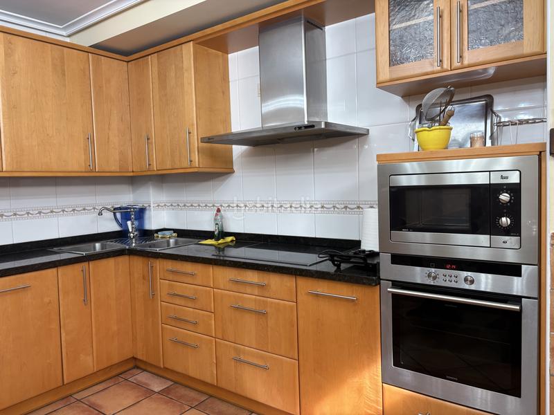 Foto 104dc159-2786-4ce6-a5c4-f0e4fc8c583d. Casa adossada amb calefacció aparcament piscina a Villamediana de Iregua