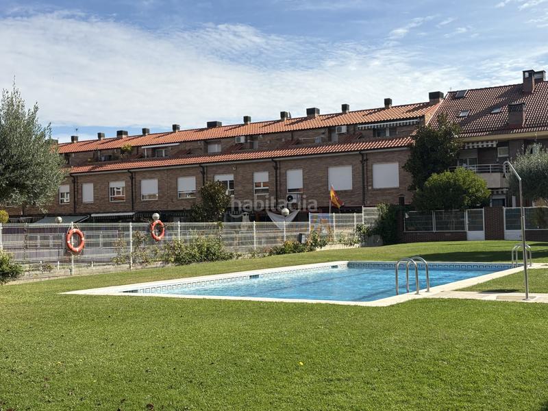 Foto 590199ab-5dc0-4d9c-94af-9f67a3a70249. Casa adossada amb calefacció aparcament piscina a Villamediana de Iregua