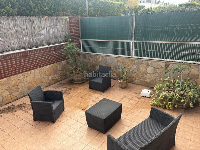 Foto 84fec089-1cc0-447c-9b8d-69d3c42a79a4. Casa adossada amb calefacció aparcament piscina a Villamediana de Iregua