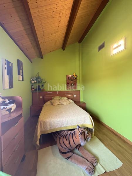 Foto cdb40373-6ff7-4287-ad5c-112beb3e5268. Casa adossada amb calefacció aparcament piscina a Villamediana de Iregua