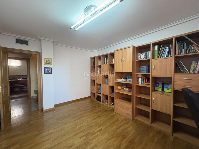 Foto cf4499d4-9452-497c-8b00-6d30d51403e1. Casa adossada amb calefacció aparcament piscina a Villamediana de Iregua