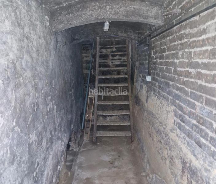 Foto 9ca20edb-2bc3-4f21-86a8-0f43c0ccf48e. Edificio bodega en venta , . en Anguciana