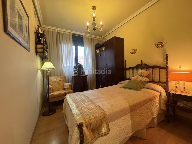 Foto 5ab5c8e4-0094-4e4b-8957-71e4501dfe06. Flat with heating pool in Cascajos - Piqueras Logroño