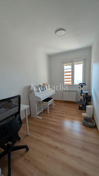 Foto 5788ad7c-4b8d-4a91-9df5-82b9fda6bfc2. Pis amb calefacció aparcament a Residencia Logroño