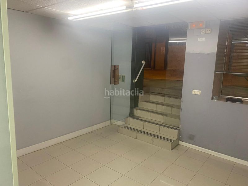 Foto 91b82aa3-1de4-40b3-8e18-75efb7f71750. Local comercial a Gran Via Logroño