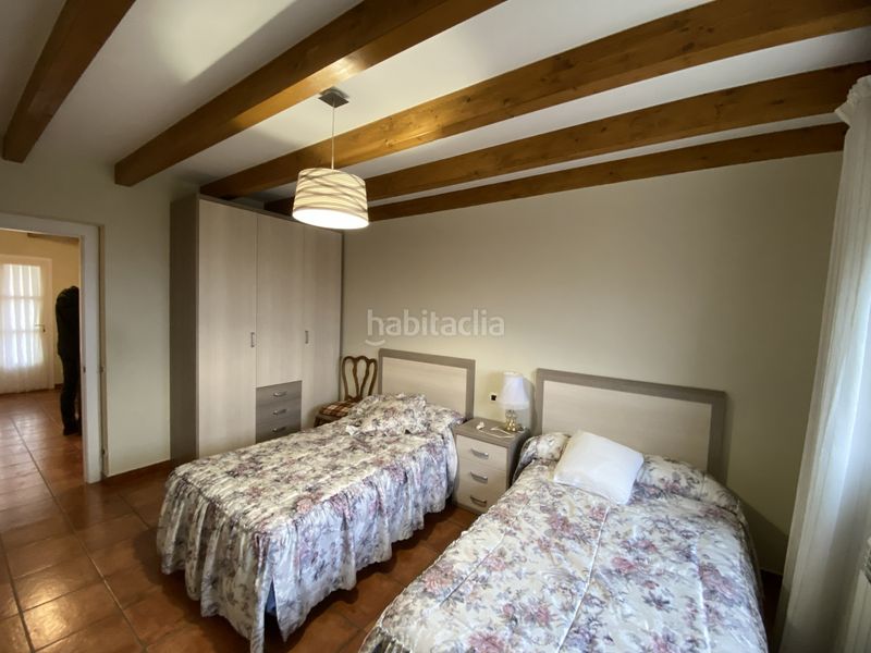 Foto d8eaa0bd-5ab9-4026-b19b-390fbd21c9cd. Casa amb calefacció aparcament a Lagunilla del Jubera