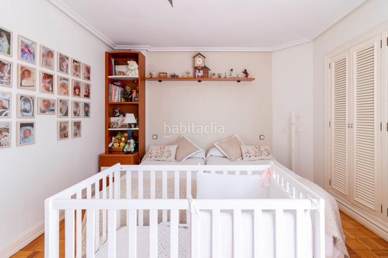 Foto 3eca29cc-47e9-41e9-ada9-b7d5e31bef8d. Casa amb calefacció aparcament piscina a Avenida Madrid Logroño