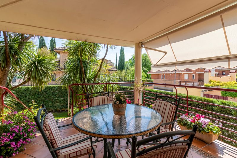 Foto 7854ad43-8327-468b-92b1-337489227533. Casa amb calefacció aparcament piscina a Avenida Madrid Logroño