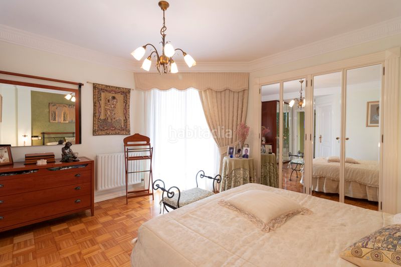 Foto ba192d26-6738-4576-905e-1ce55d7b356d. Casa amb calefacció aparcament piscina a Avenida Madrid Logroño