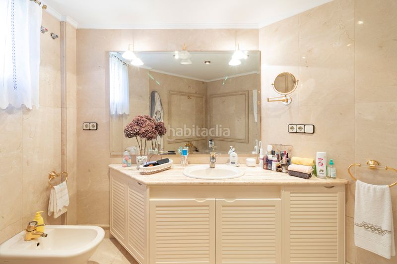 Foto c11cd571-7620-4a32-aa8c-ff1aabb24e54. Casa amb calefacció aparcament piscina a Avenida Madrid Logroño