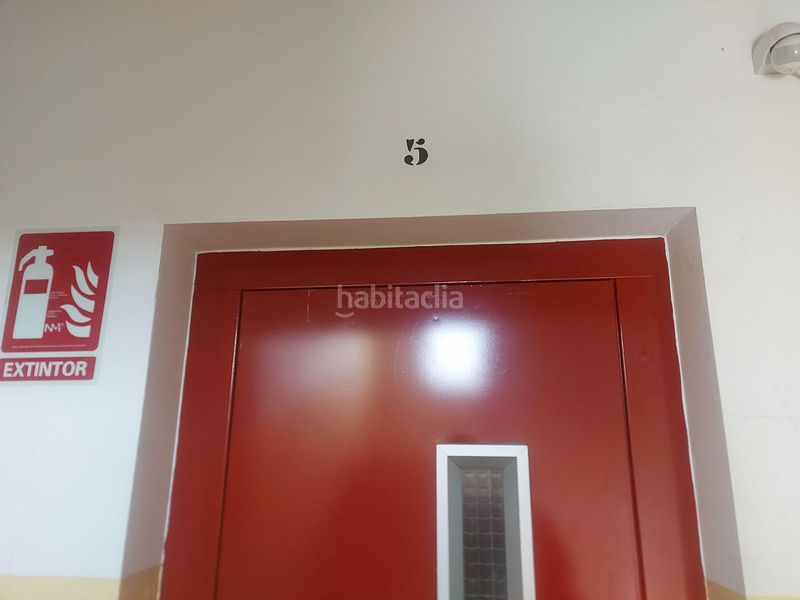 Foto cabe0c49-94cc-4ee6-b641-805fe09adaf8. Pis amb calefacció a Residencia Logroño