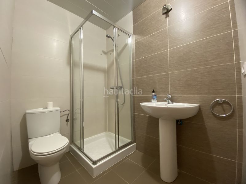 Foto 03411c7c-cd2d-4250-8011-28cab7dcaf10. Pis amb calefacció aparcament piscina a Lardero