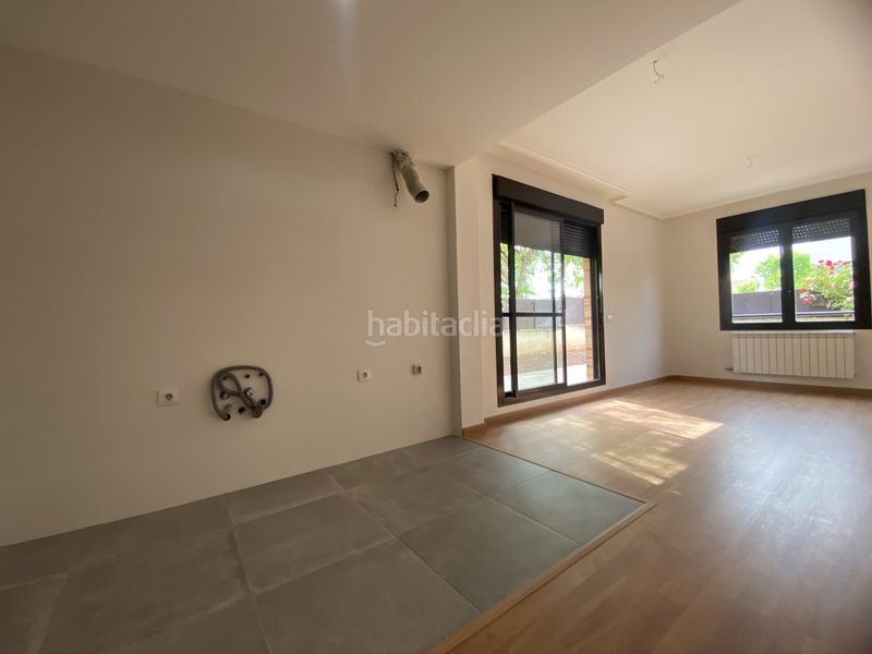 Foto a613da10-2054-4a04-81f5-79e9bfc43795. Pis amb calefacció aparcament piscina a Lardero