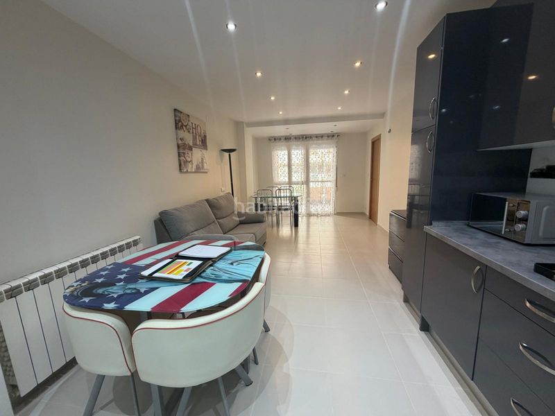 Foto 31ec7738-d7ca-4336-be14-136e3549714b. Flat with heating in Residencia Logroño