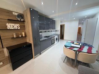 Etagenwohnung  Logroño - cl padre claret. Piso exclusivo reformado con 5 habitaciones, patio y terraza!