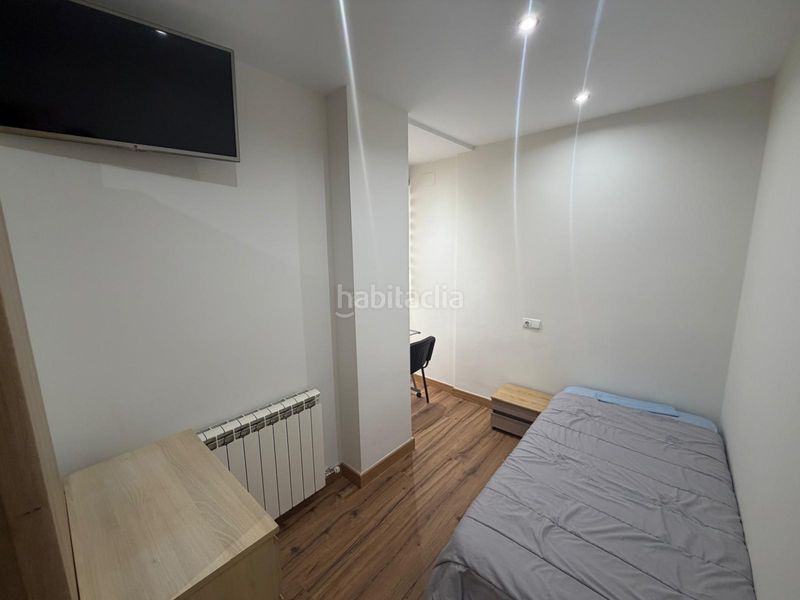 Foto 438ed67d-69d8-49f3-aa05-67f0937fc310. Flat with heating in Residencia Logroño