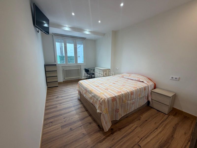 Foto aee4f062-3ac6-4f6e-94cf-ab517c221ea5. Flat with heating in Residencia Logroño