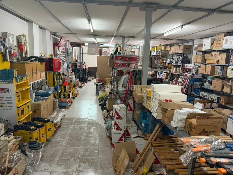 Foto f2d014fc-d00c-4cf6-bcc8-9ff995c97c71. Local comercial a Gran Via Logroño