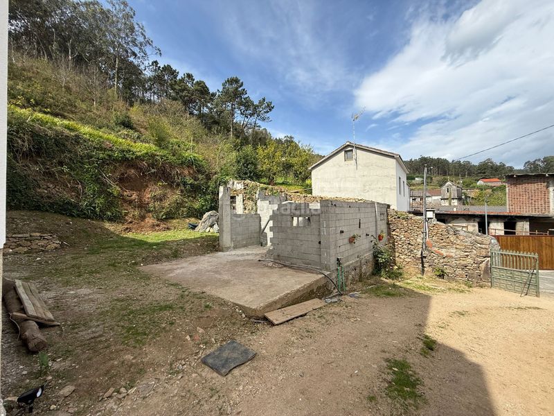 Foto 7b5a6e39-db86-41f7-b369-62f4cb7d7a61. Terreny residencial a Carballo