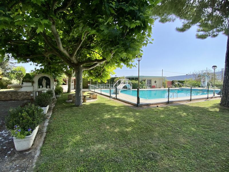 Foto 68fa94d8-1a72-411e-ab32-8fd21b655ef1. Casa amb calefacció aparcament piscina a Nalda