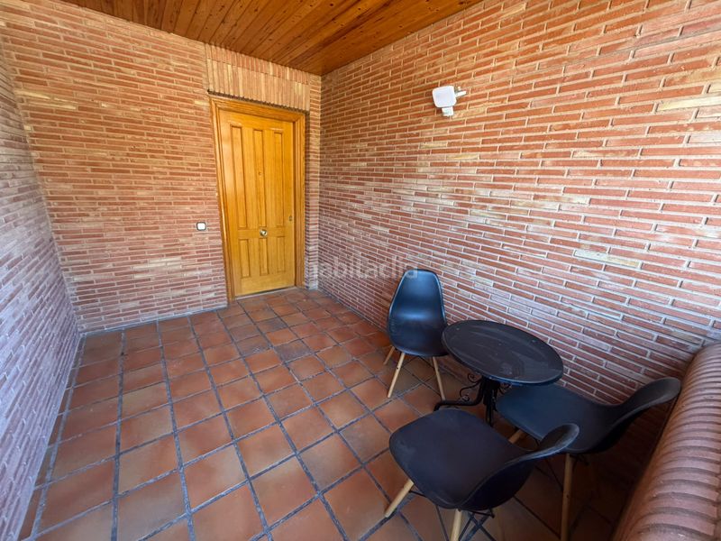 Foto 698bf324-db98-483e-940f-ef875588a2fa. Casa amb aparcament piscina a Avenida Madrid Logroño