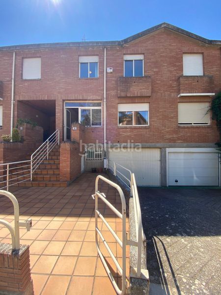 Foto a09679ec-b0f4-43f3-8c68-48062785f7aa. Casa amb aparcament piscina a Avenida Madrid Logroño