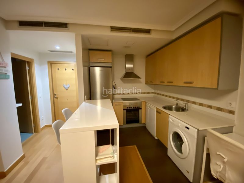 Foto 102ff6e4-1aec-4fde-a2a0-a9c5ff8c0f41. Rent flat with heating parking pool in La Cava - Fardachón Logroño