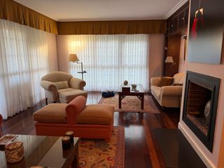 Haus  Anguciana - cl villalba. Impecable chal� en anguciana!!!