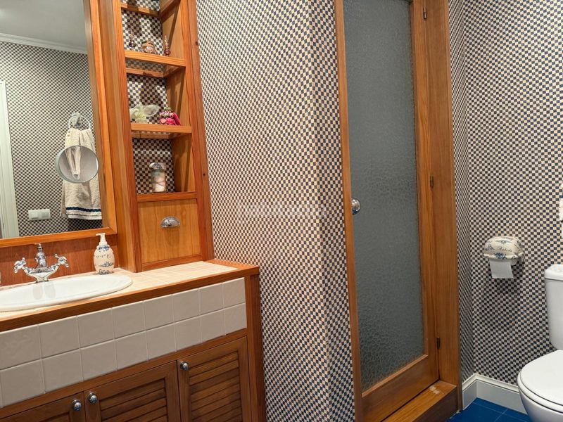 Foto 9134a670-7d66-46eb-9b4b-2dc2c75db4ee. Casa impecable chalé !!! en Anguciana