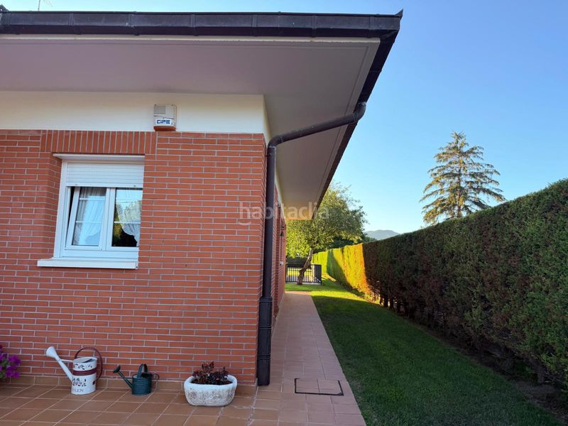 Foto ef15c4e6-5520-403c-b3de-a8134a0d127e. Casa impecable chalé !!! en Anguciana