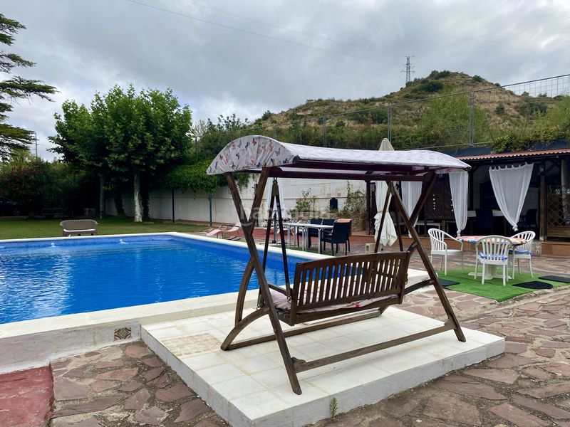 Foto 0729c79e-6fd7-4e6a-b008-042873d13865. Casa amb calefacció piscina a Lanciego / Lantziego