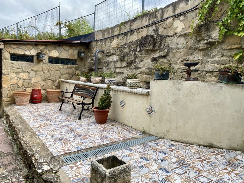 Foto 4fa82124-2c7a-47d3-a221-8614dd86788b. Casa amb calefacció piscina a Lanciego / Lantziego