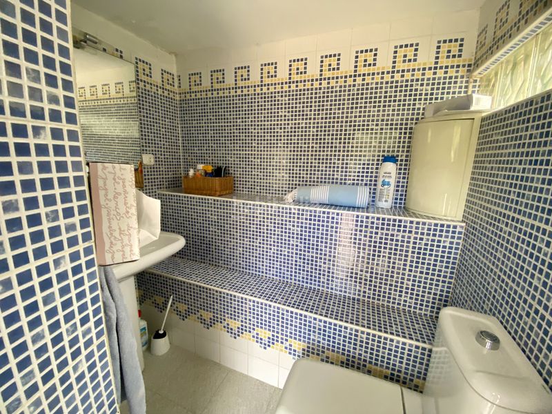 Foto a2a593fc-71eb-4a6e-b6b6-f6890fb70e9e. Casa amb calefacció piscina a Lanciego / Lantziego