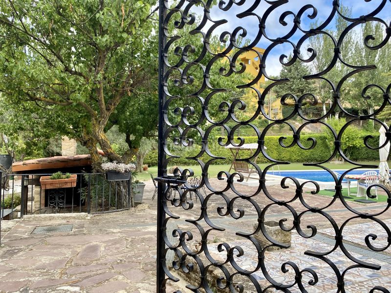 Foto dbacbbae-d1fd-498e-8217-27a14697f840. Casa amb calefacció piscina a Lanciego / Lantziego