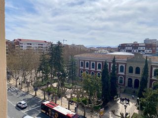 Pis  Logro�o - cl muro cervantes. Piso en muro de cervantes