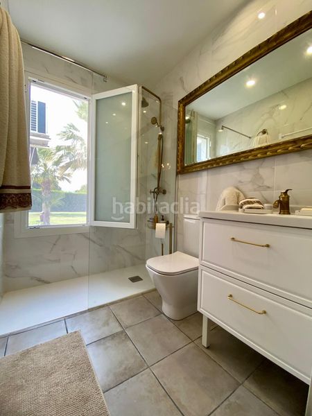 Foto bacab6dc-23f2-4b91-9ebf-1b6e641b66ba. Casa amb calefacció aparcament piscina a Albelda de Iregua