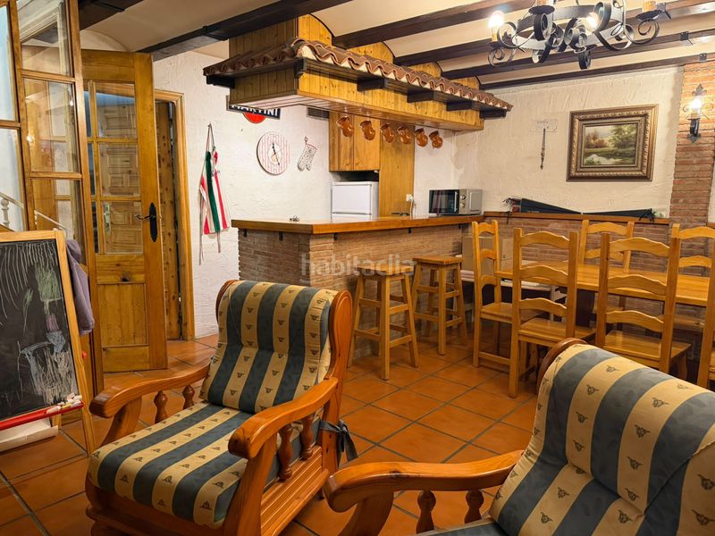 Foto b7dafb4e-cda6-4d2a-b571-7787a1eb3d66. Casa amb calefacció aparcament piscina a Lardero
