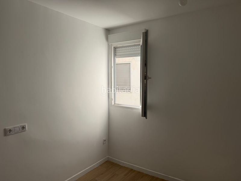 Foto 1cb9ed98-3510-4236-9cb8-b99edc544027. Flat with heating in Oeste Logroño