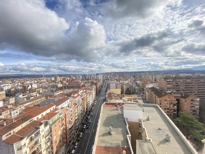 Foto 0f9744c8-0c7d-443a-a2dd-476a65b13a8f. Pis amb calefacció a Gran Via Logroño
