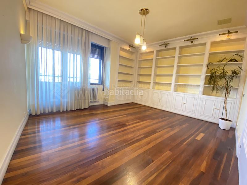 Foto 2f08a279-55da-45a6-a963-a9c93087ceea. Pis amb calefacció a Gran Via Logroño