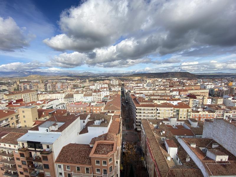 Foto eacf2c15-9f40-47c9-94dc-15f47e0b5389. Pis amb calefacció a Gran Via Logroño