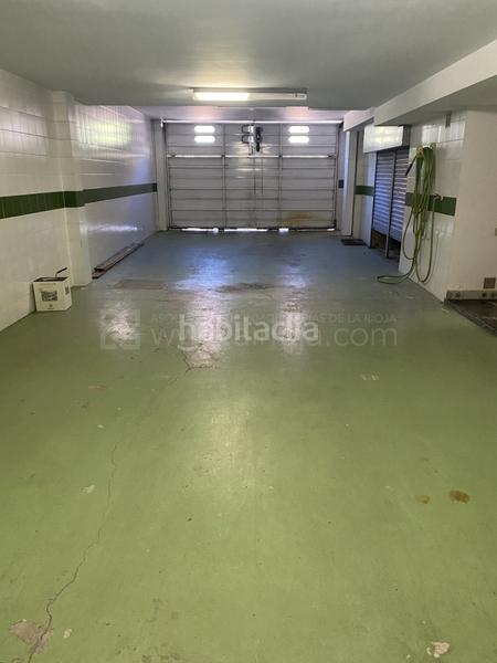 Foto 5eb4f1ca-385e-4811-bf3e-730f2ed07c7e. Maison jumelée avec chauffage parking piscine dans Avenida Madrid Logroño