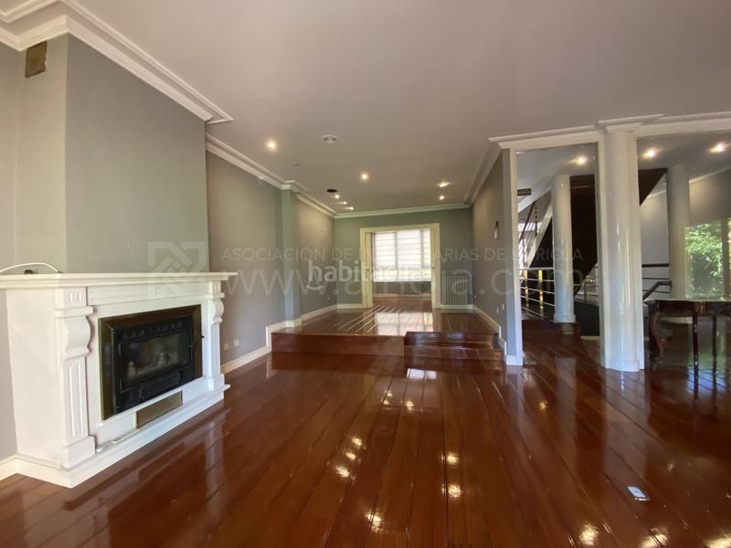 Foto a806adff-3da9-46f9-94a9-4f132b862553. Maison jumelée avec chauffage parking piscine dans Avenida Madrid Logroño