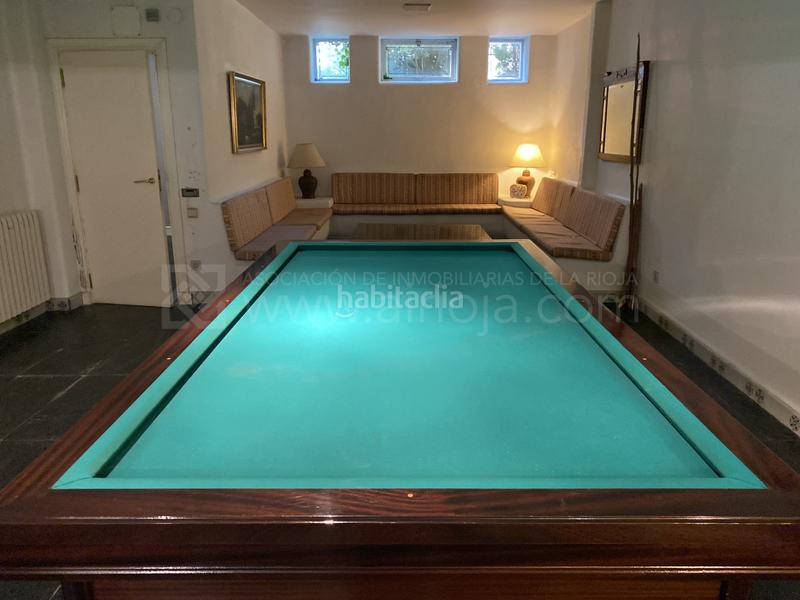 Foto c50e59b5-df22-447a-beb8-754c8a2db2fa. Maison jumelée avec chauffage parking piscine dans Avenida Madrid Logroño