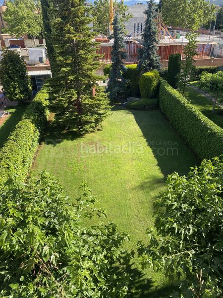 Foto f2dfaf67-c54b-44ed-bdf7-6565c4771eb6. Maison jumelée avec chauffage parking piscine dans Avenida Madrid Logroño