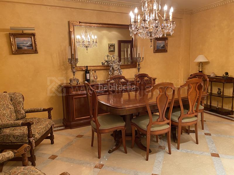 Foto f554db41-e7b0-43af-bb72-575819bf28e0. Casa chalet independiente en avd. madrid en Avenida Madrid Logroño