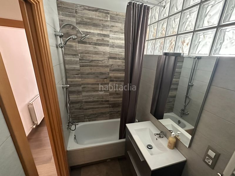 Foto 718d60be-01e7-483d-9051-1eb616e83e7b. Pis amb calefacció a Poblenou Pineda de Mar