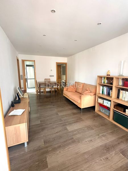 Foto 7f672729-d64e-4592-b0eb-ca14690aa5b6. Pis amb calefacció a Poblenou Pineda de Mar