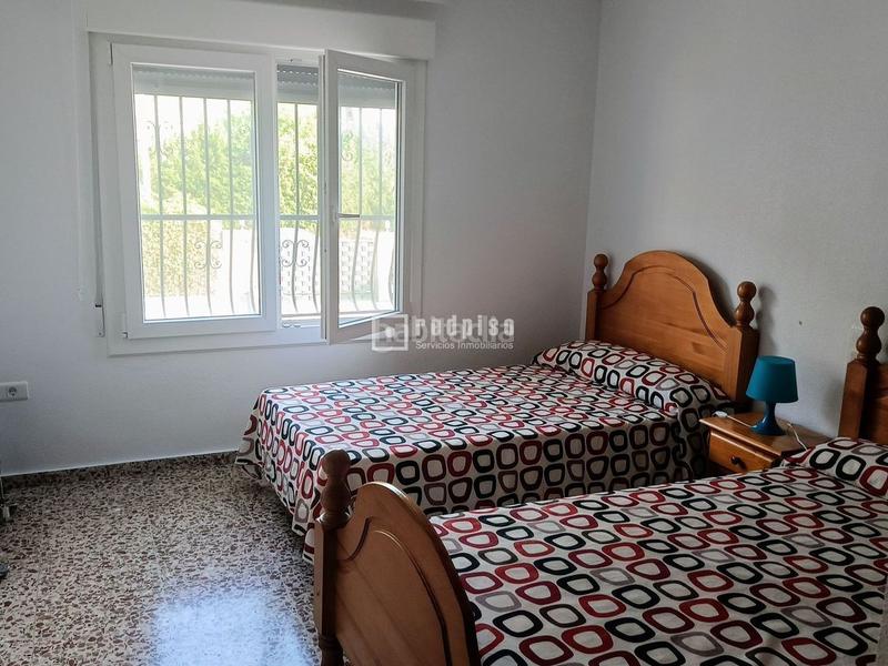 Foto 3830d577-30de-4fea-8e76-ffadef58b917. Chalet  2 plantas en marchuquera en Urbanizaciones Gandia