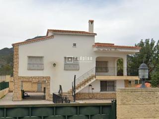 Xalet a Urbanizaciones. Chalet  2 plantas en marchuquera  gandia